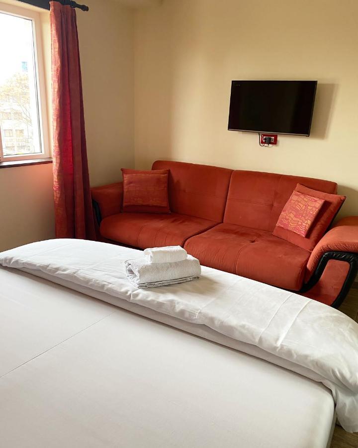 Anthora Hostel Пловдив Екстер'єр фото